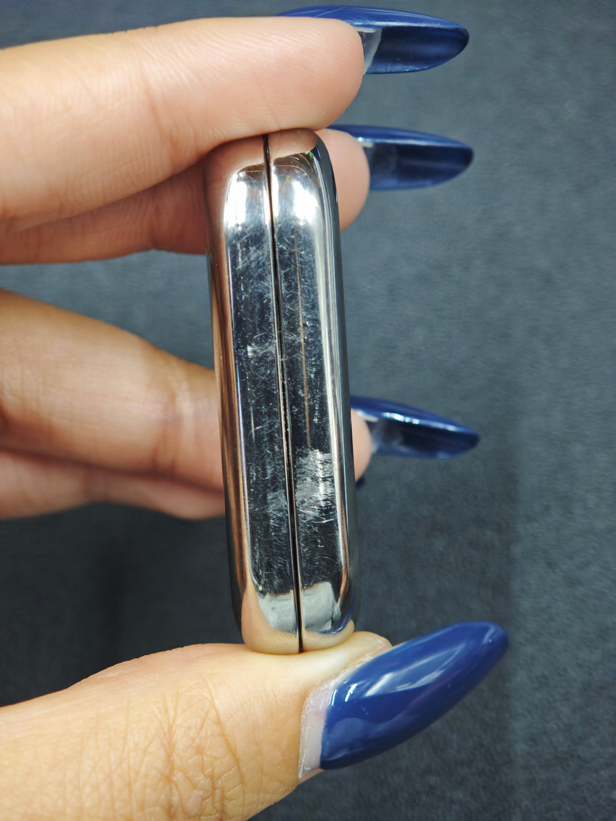 Floating Cloud Titanium