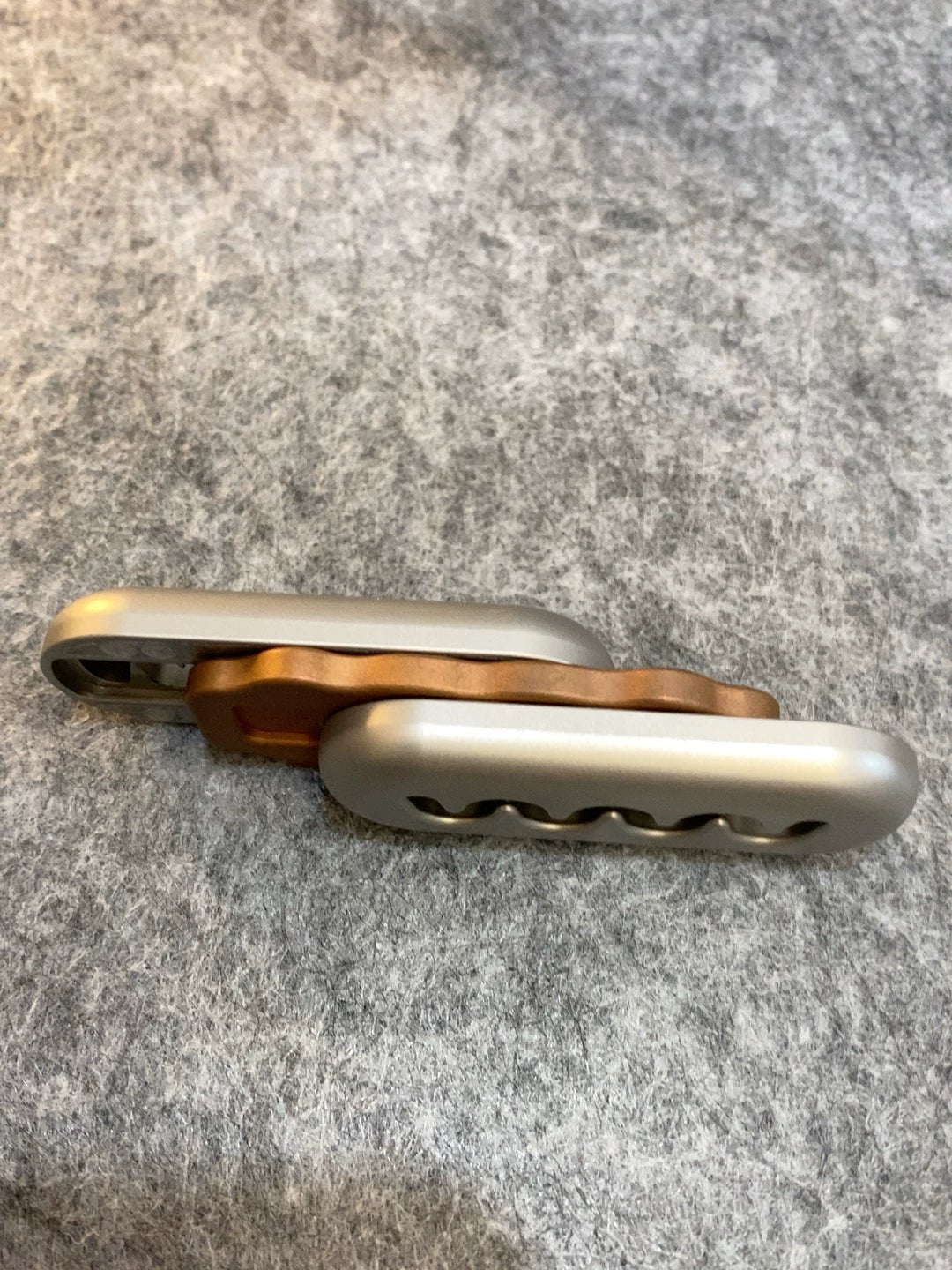 Hamburger Titanium