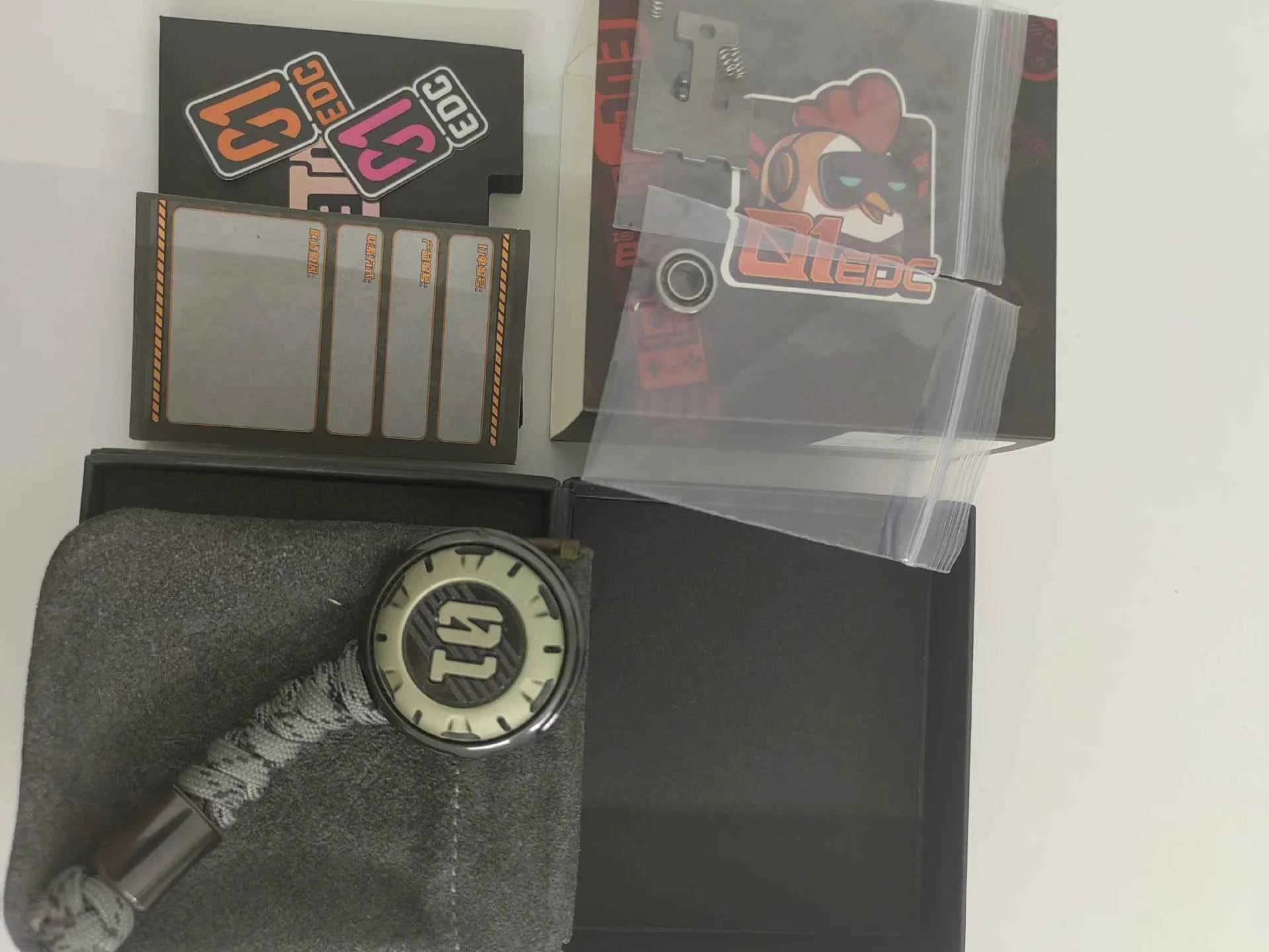 Time Badge Zirconium