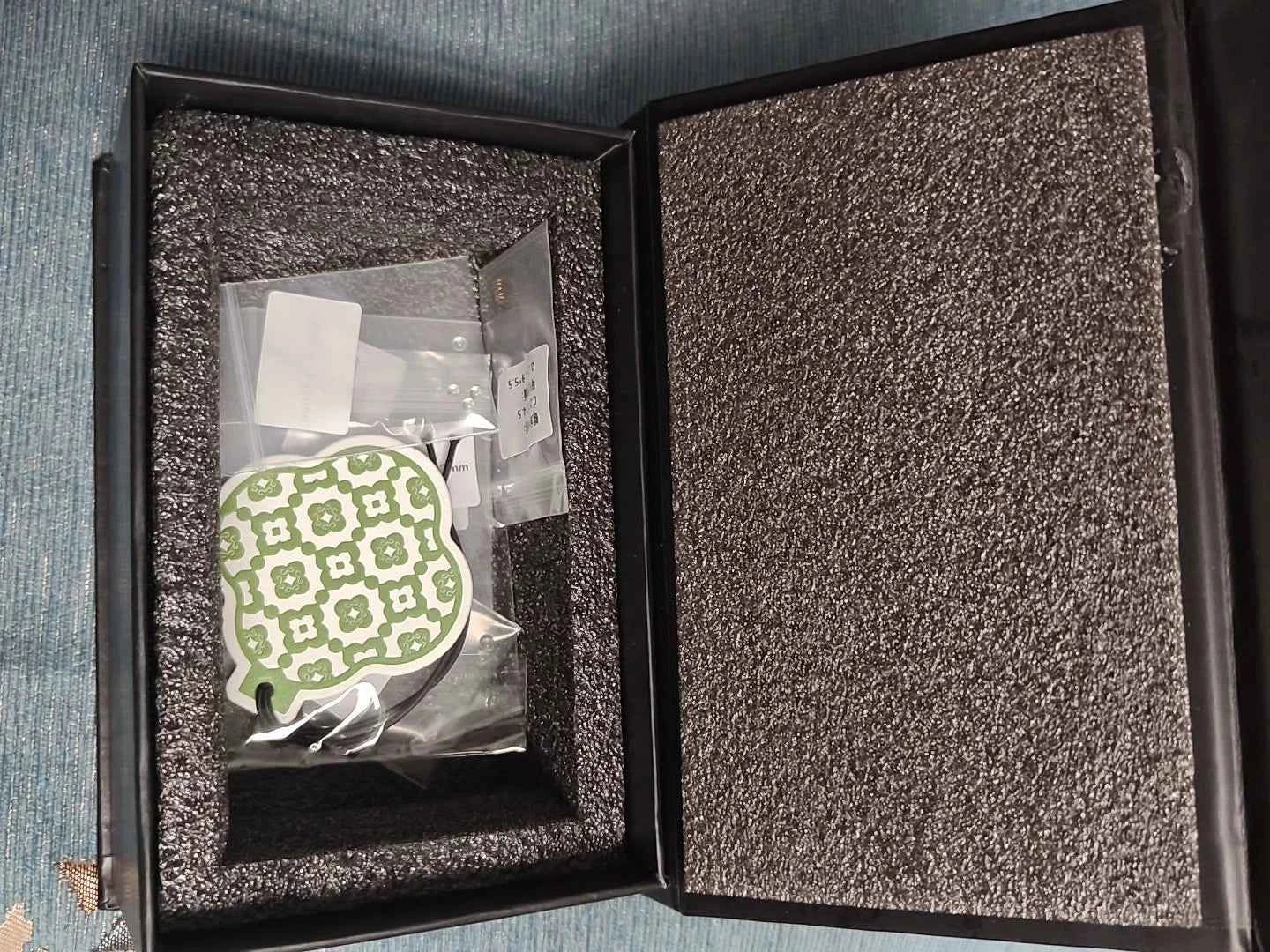 Ruyi Mechanical Slider Titanium