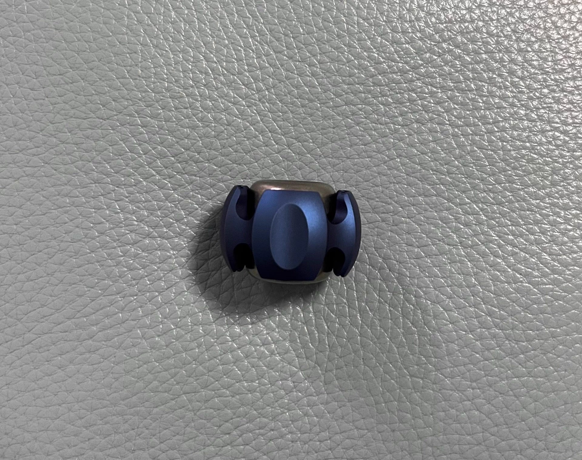 Noiz Titanium