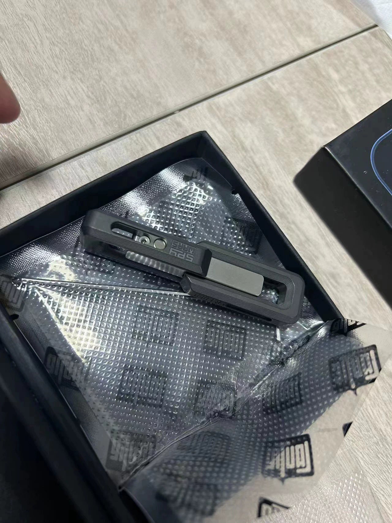 X Lock 2.0 Zirconium