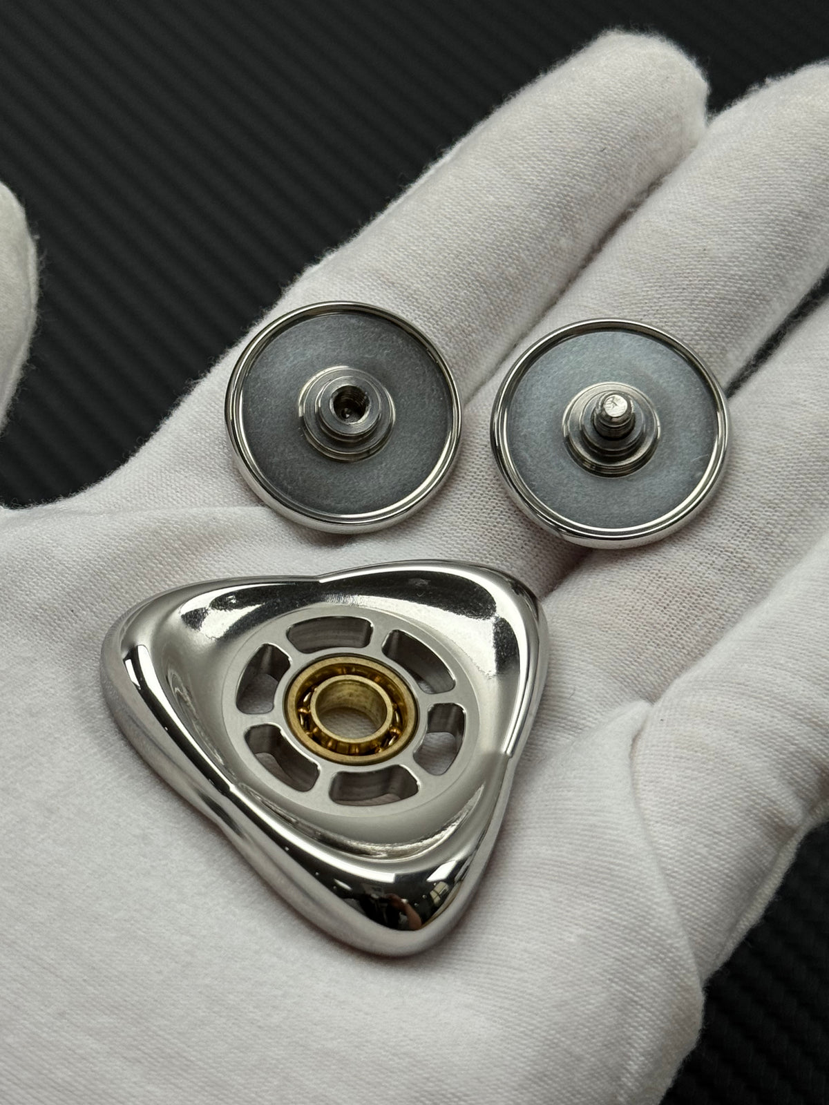 Crossing Stainless Steel Polished
