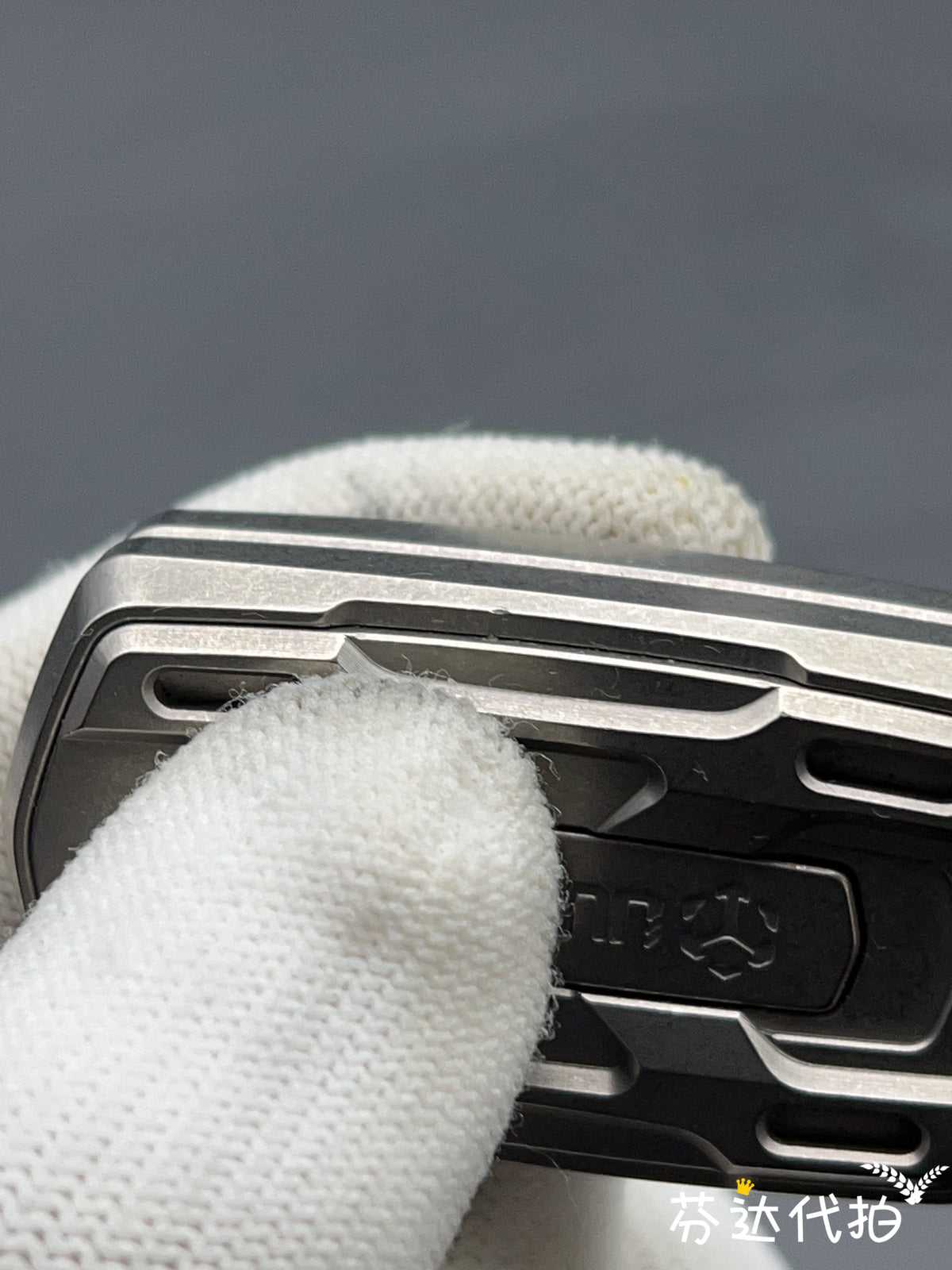 Gamut Titanium