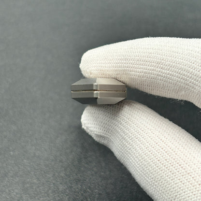 Light Swan r Titanium