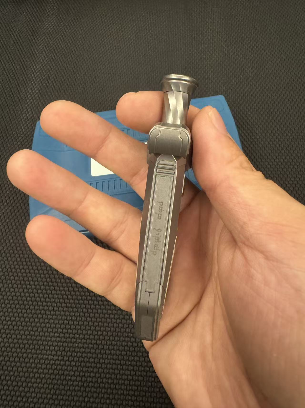 Aroundight MOP Titanium