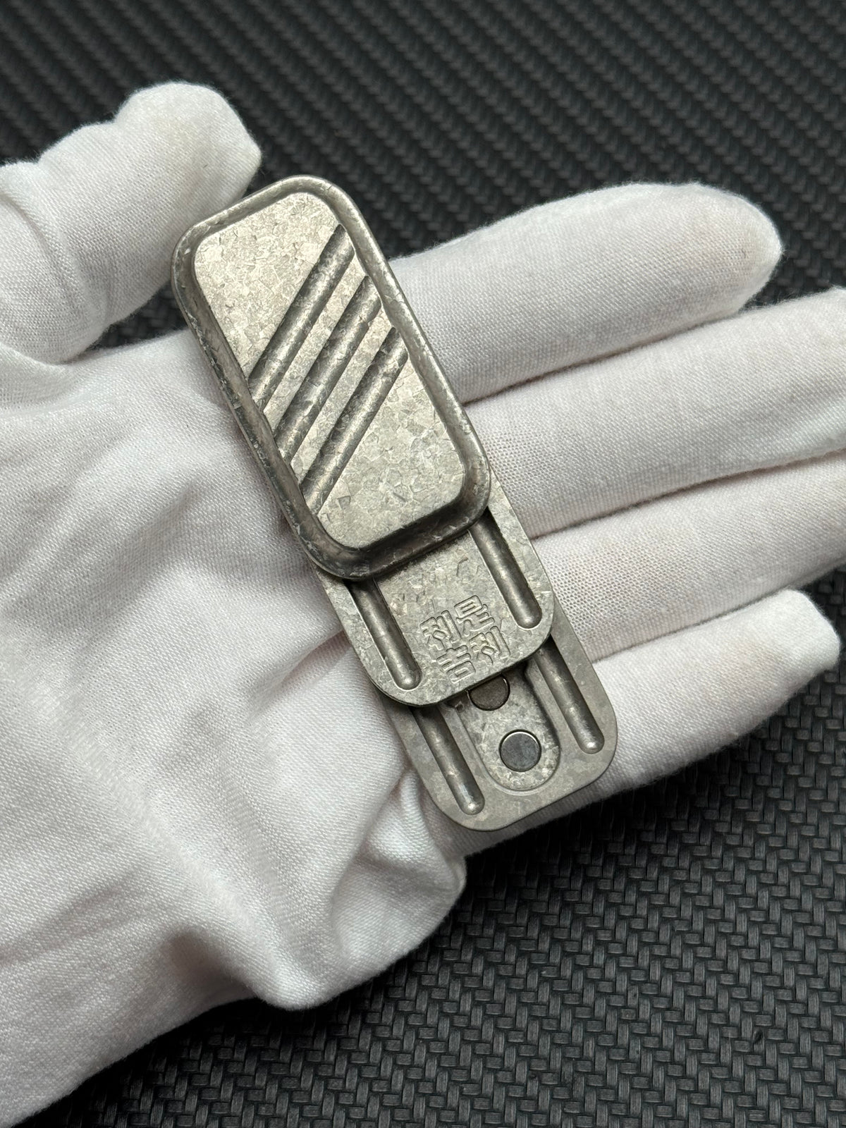Lucky Candy Crystallized Titanium