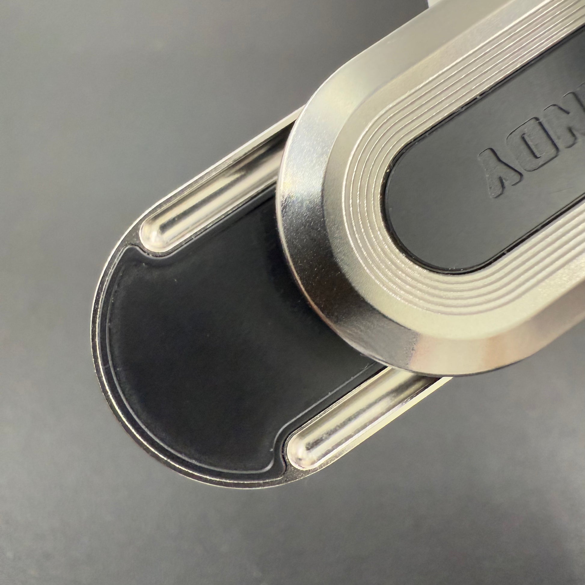 Coco Candy Titanium
