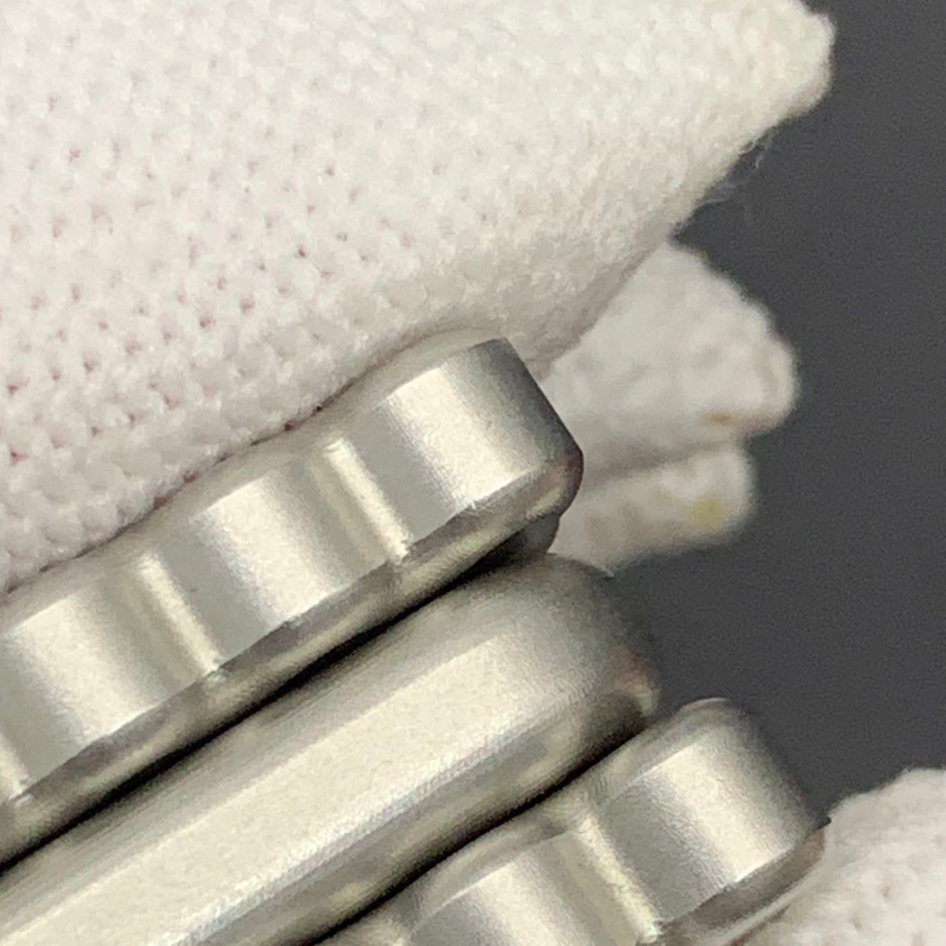 Biscuit Stainless Steel