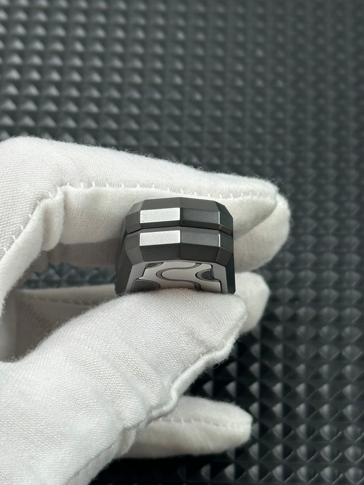 Monolith Zirconium