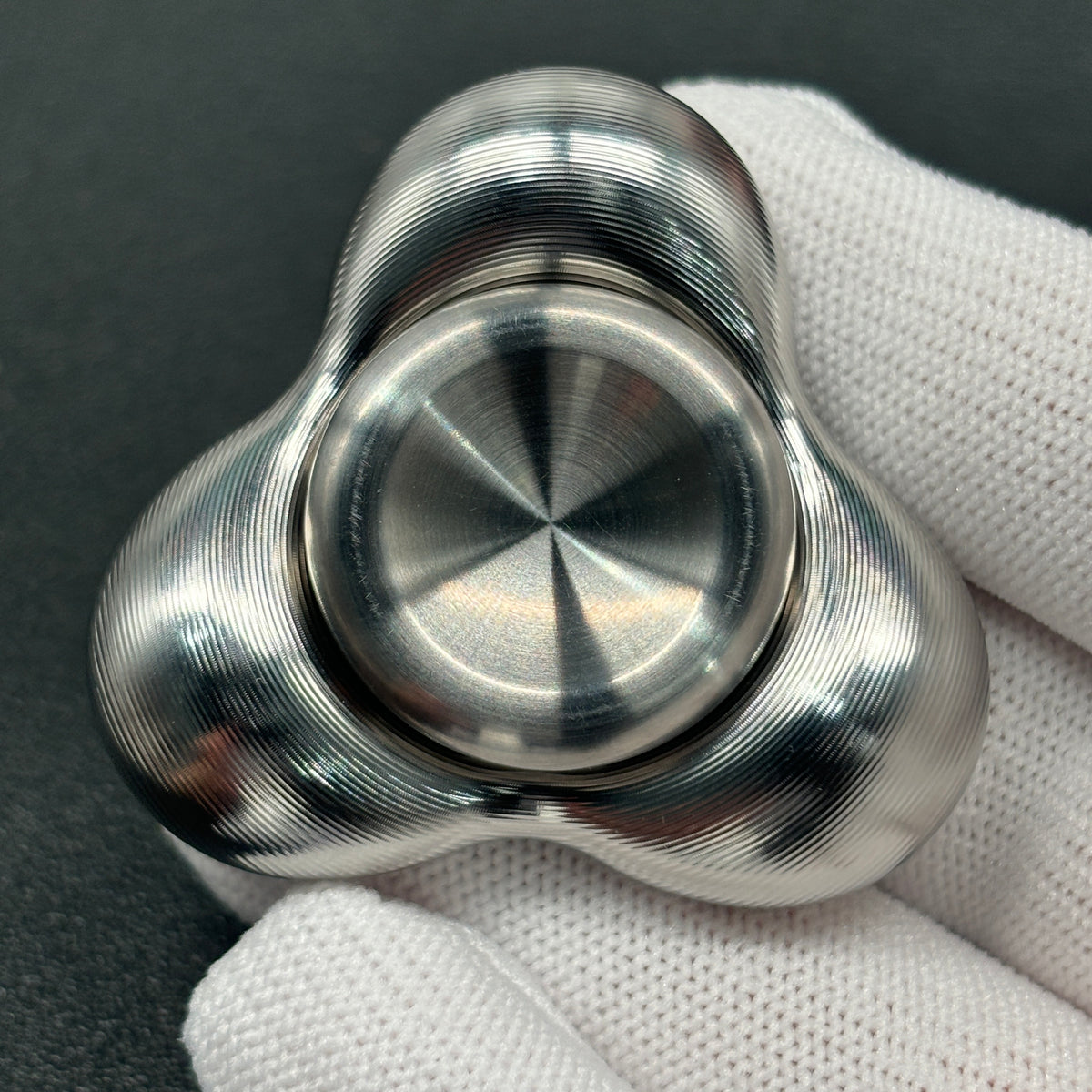 Three-Leaf Cell Stainless Steel Machine Finished