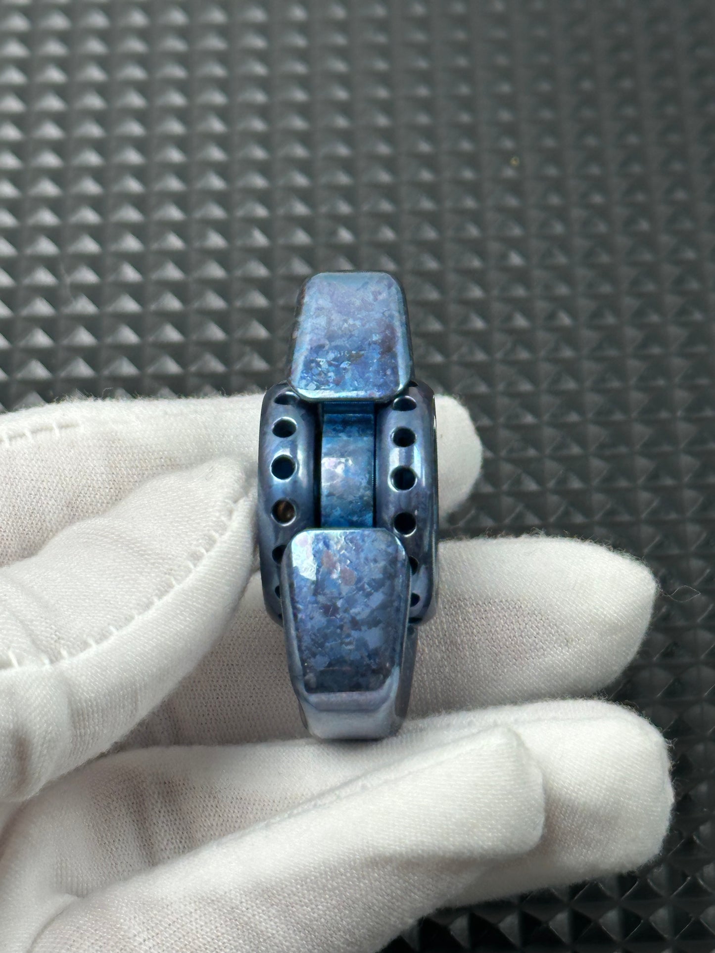 Ball Pool Crystallized Titanium