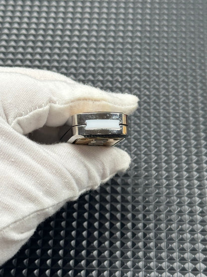 Razor Edge Crystallized Titanium