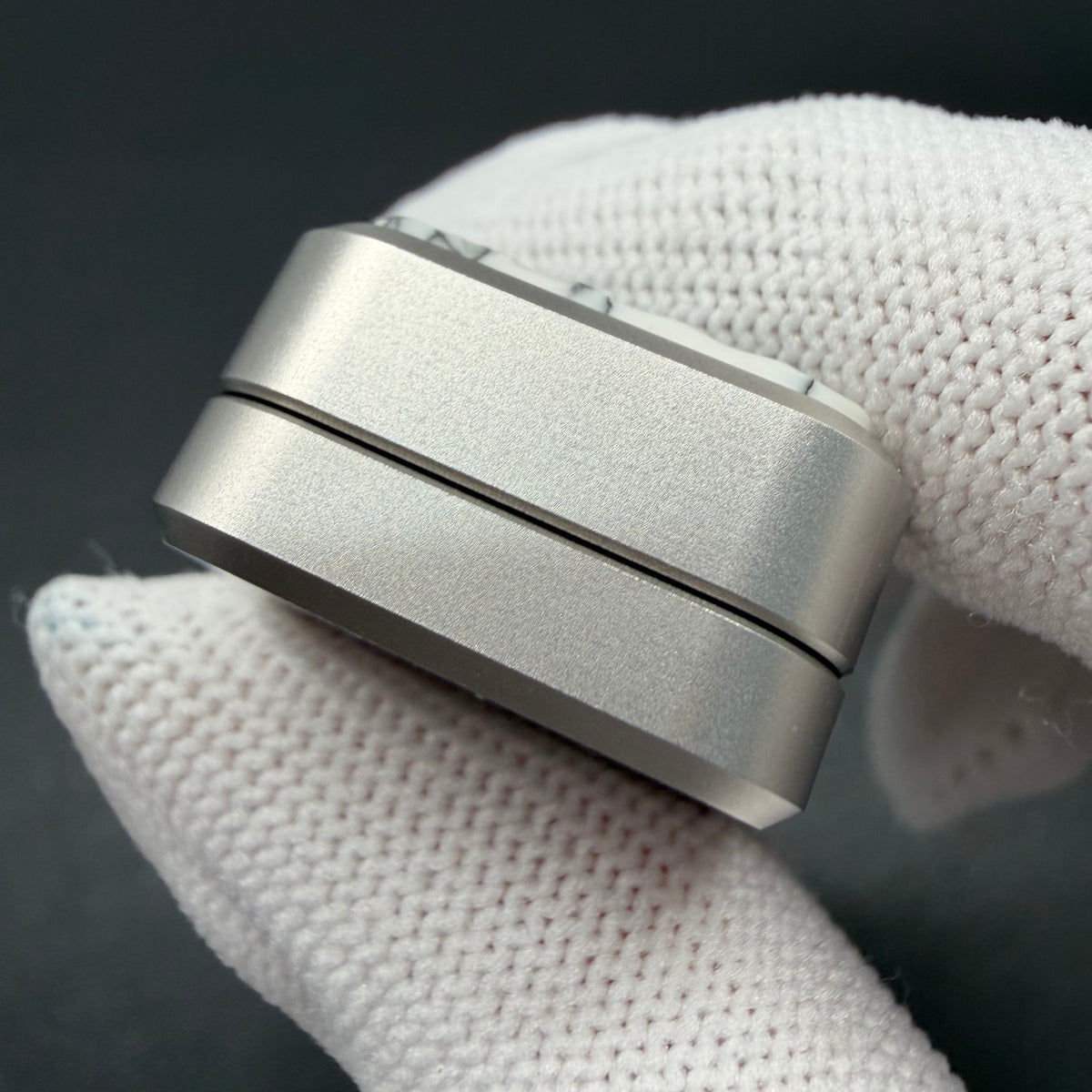 Wuji Stainless Steel Resin-Sealed
