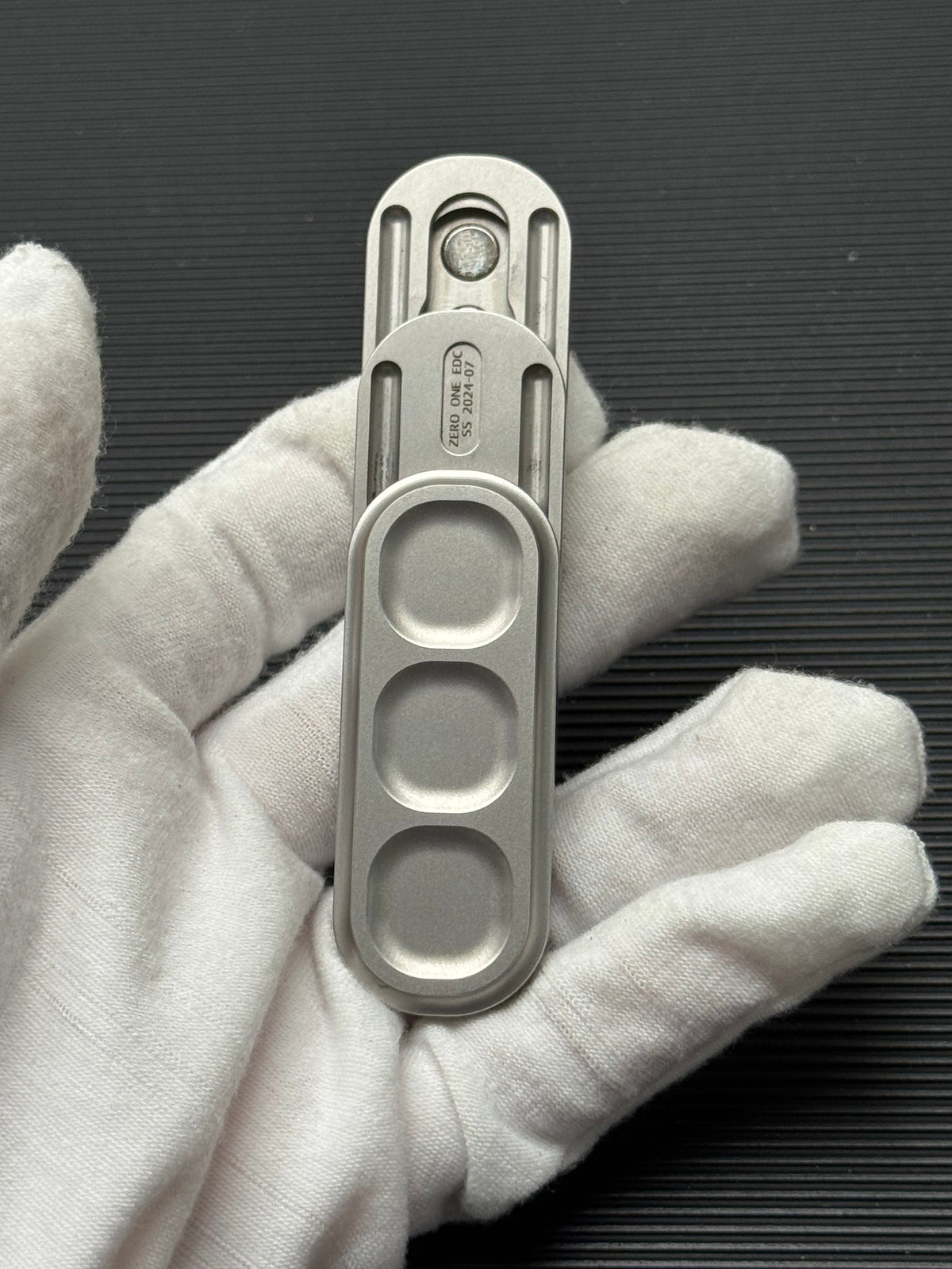 Pea Stainless Steel Stonewashed