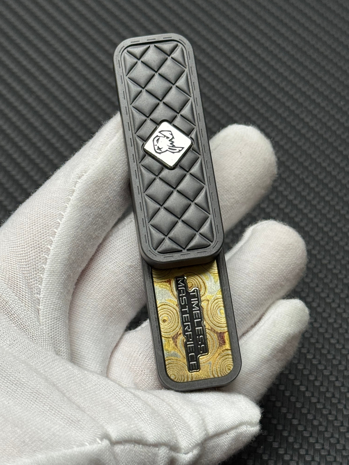 Feng Ling Zirconium