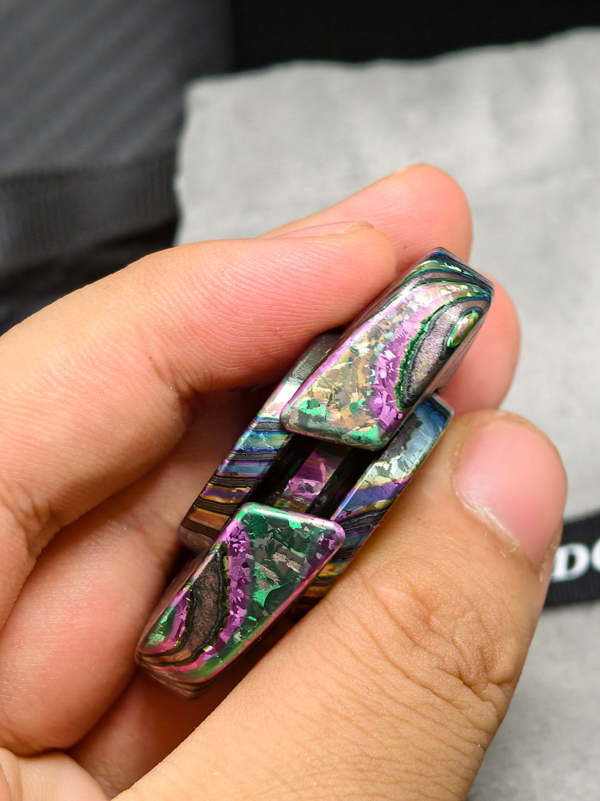 Special Material Cloud Pivot Zircuti