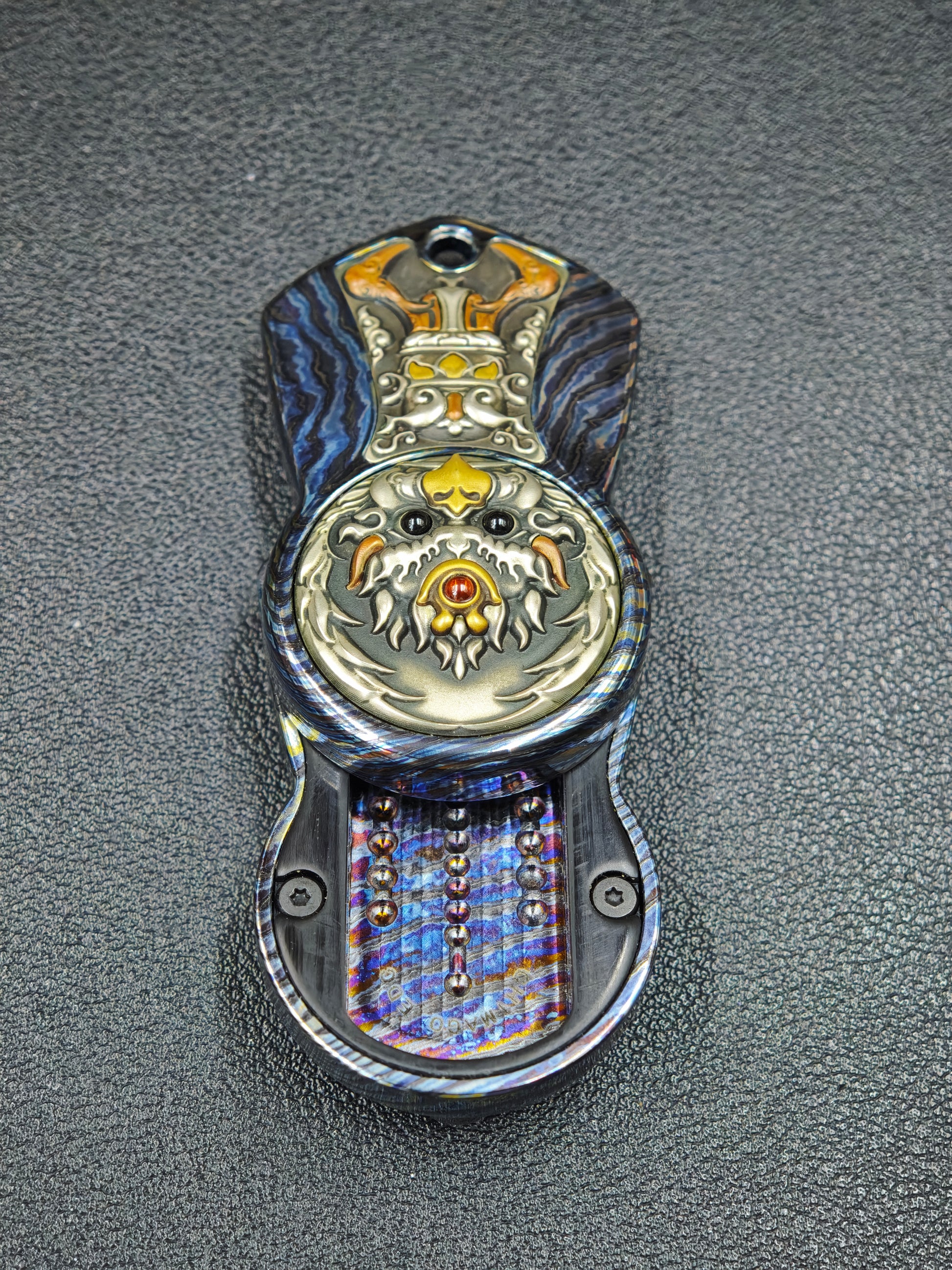 Demon Subduing Vajra Armor Garuda Zircuti