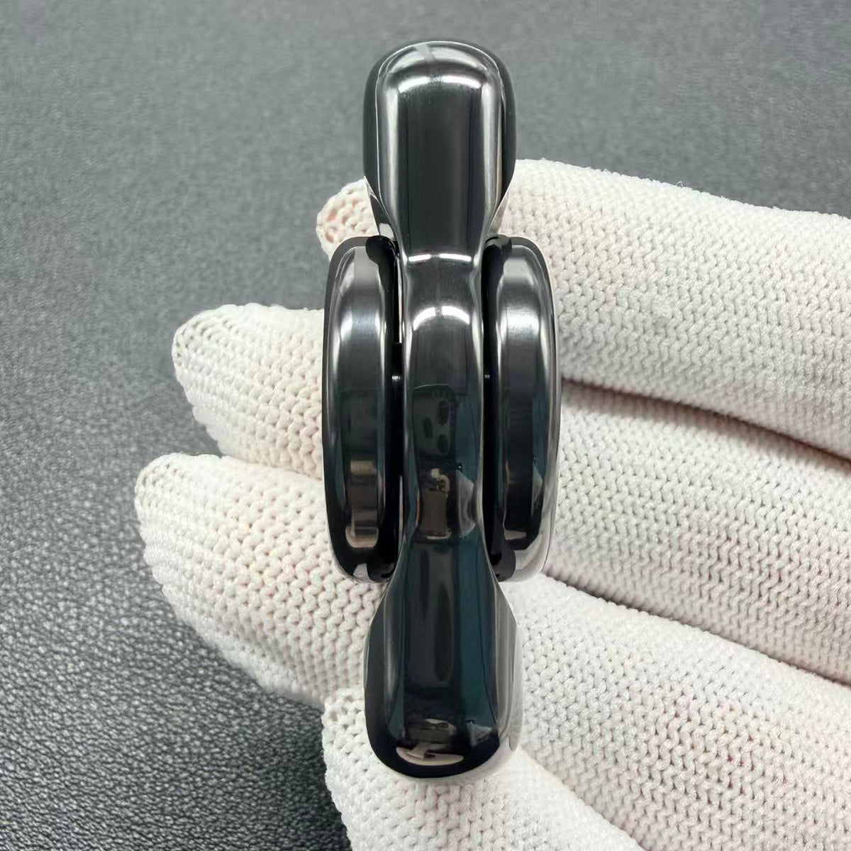 Splendor Zirconium Color-Anodized Polished