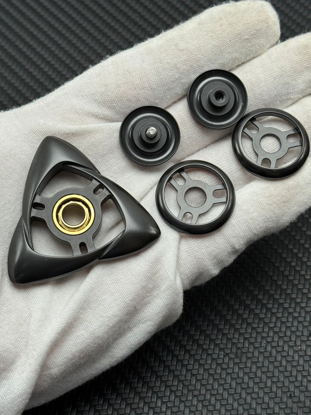 Wind Zirconium