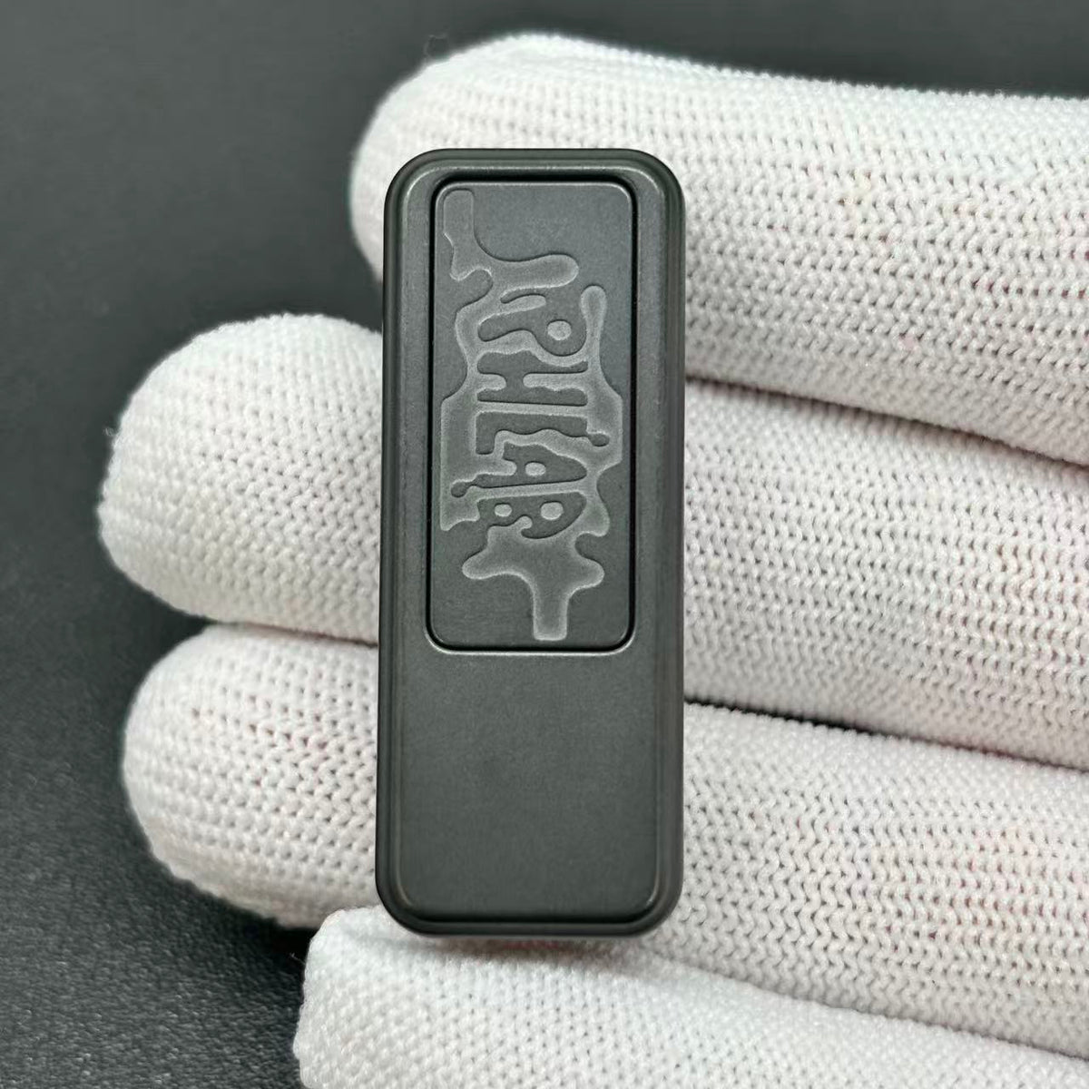 Yaozai Zirconium