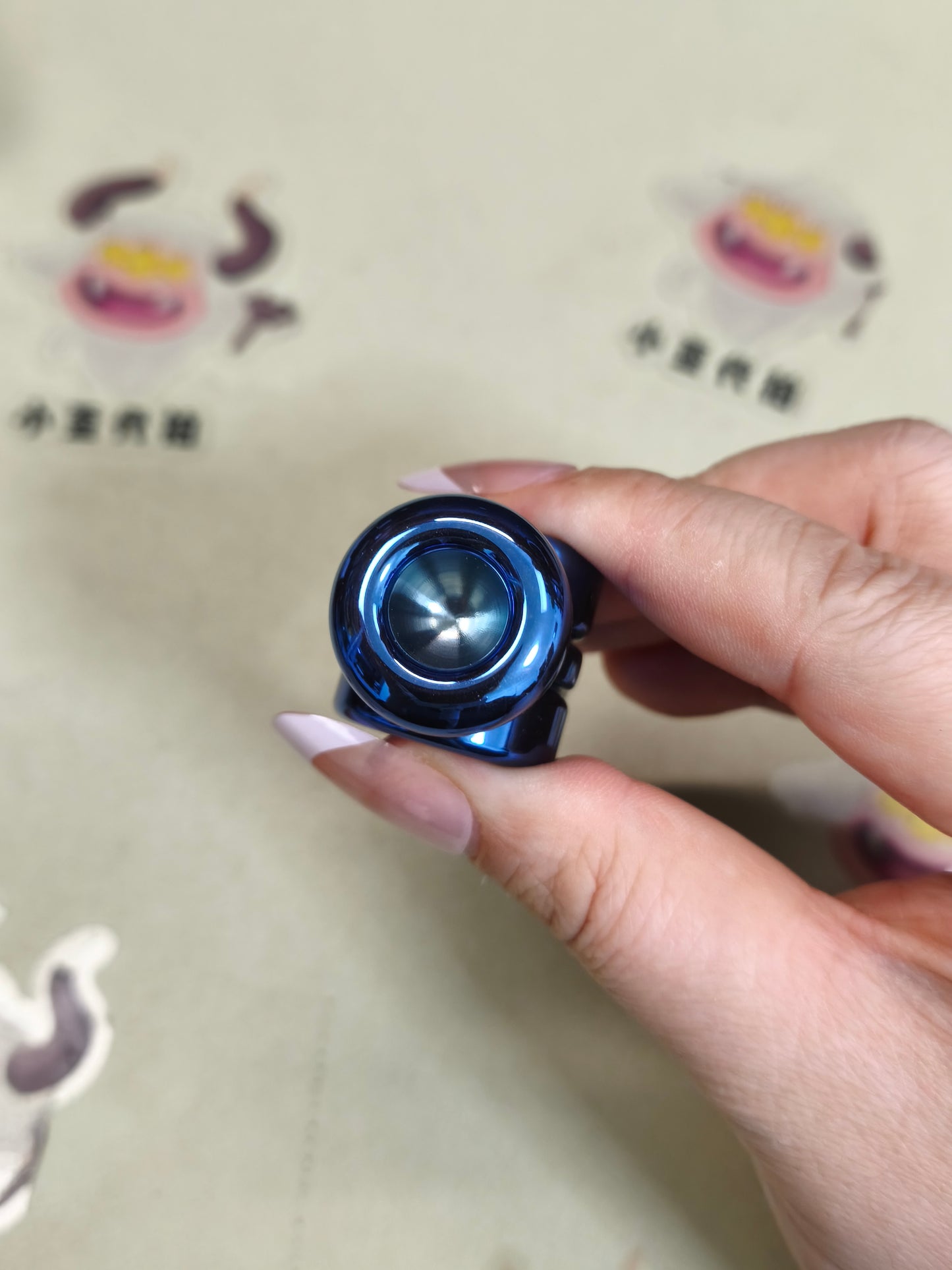 Spin Zirconium Color-Anodized Polished