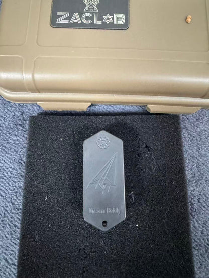 Plane Zirconium
