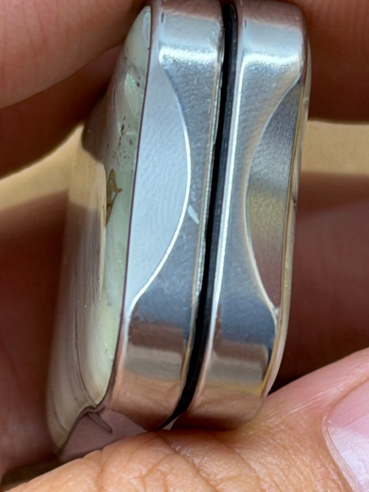 Aura Sand Stainless Steel