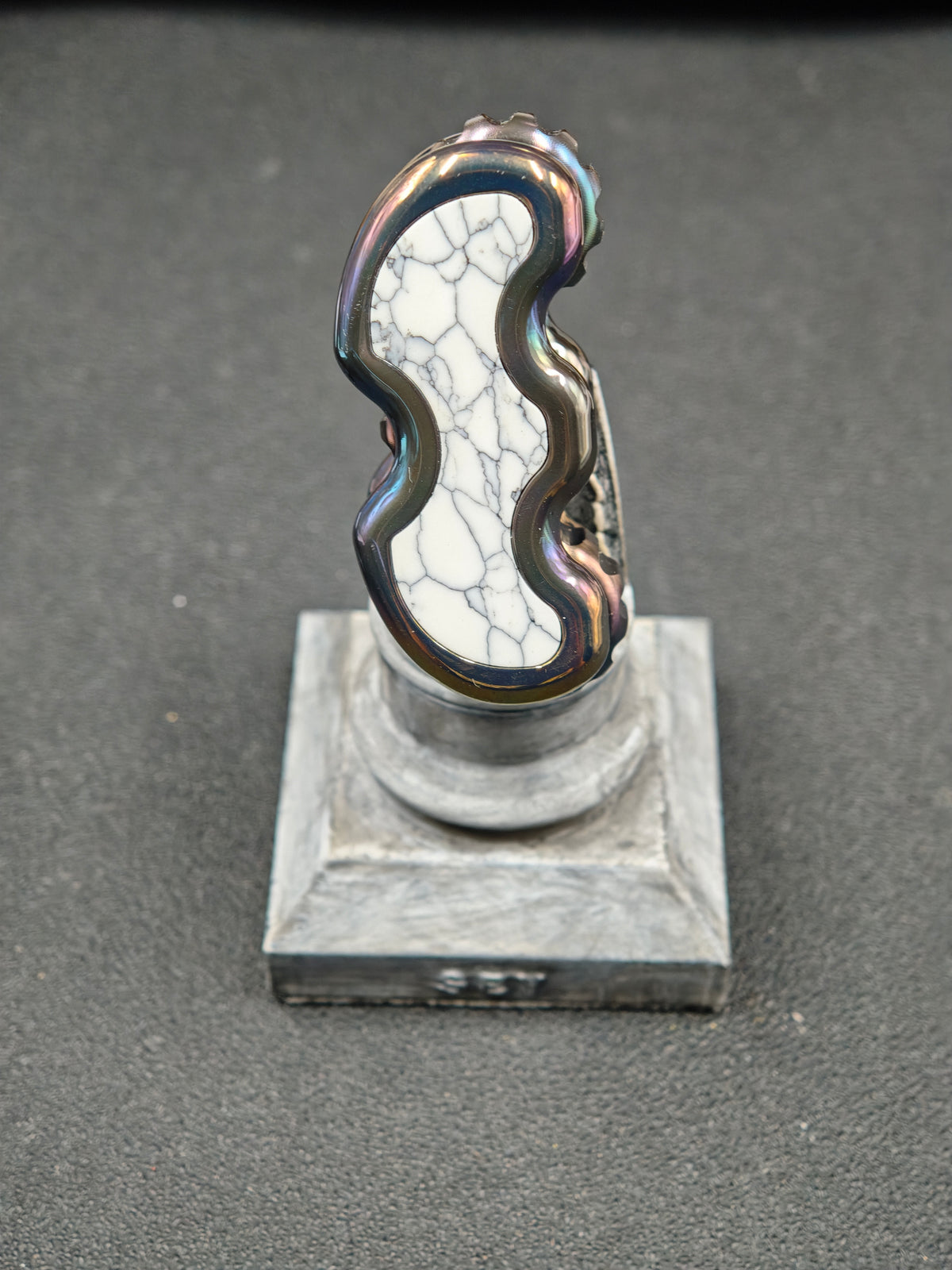 Gallop Zirconium Oil Slick