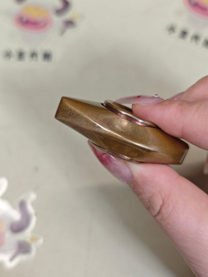Mirror Pupil Brass