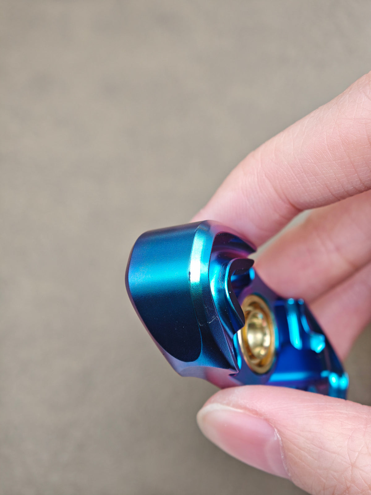 Pan Yixian Zirconium
