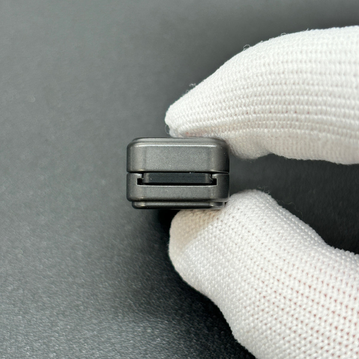 Yaozai Zirconium
