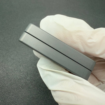 Mute Zirconium