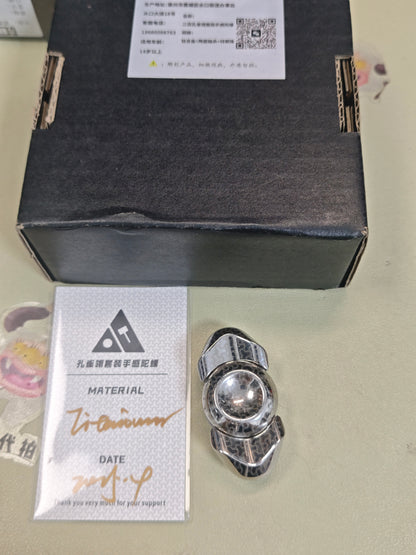 Feather Titanium