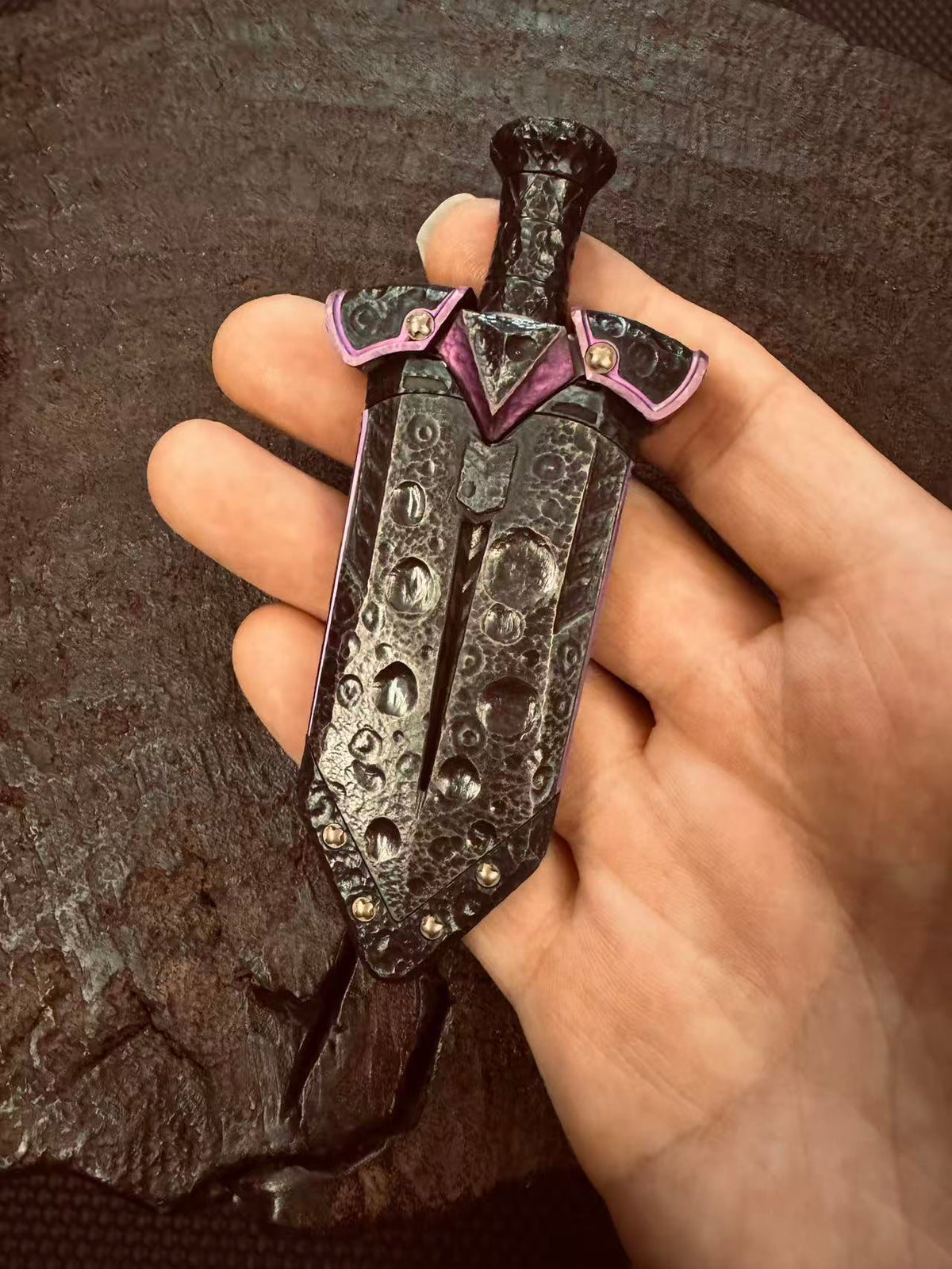 Aroundight Tungsten-Copper Engraved