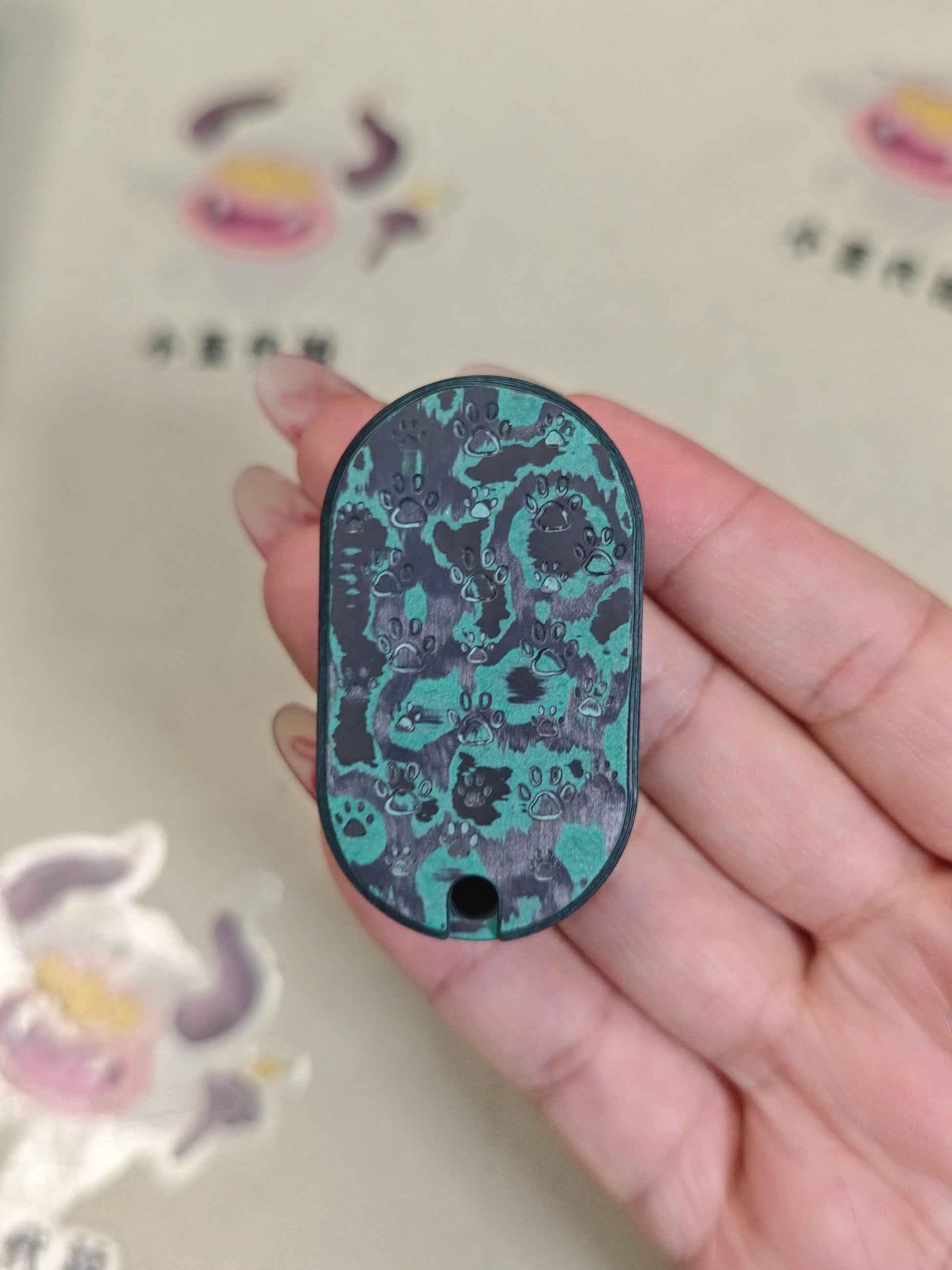 Greedy Cat Carbon Damascus
