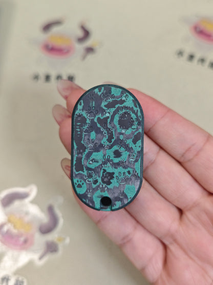 Greedy Cat Carbon Damascus