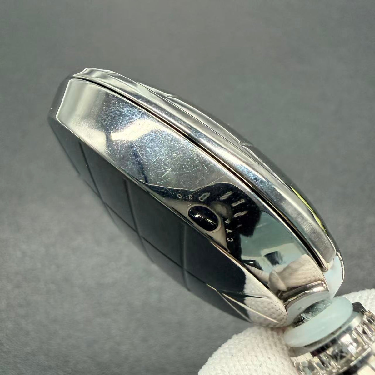 Jingle Beetle Titanium Polished