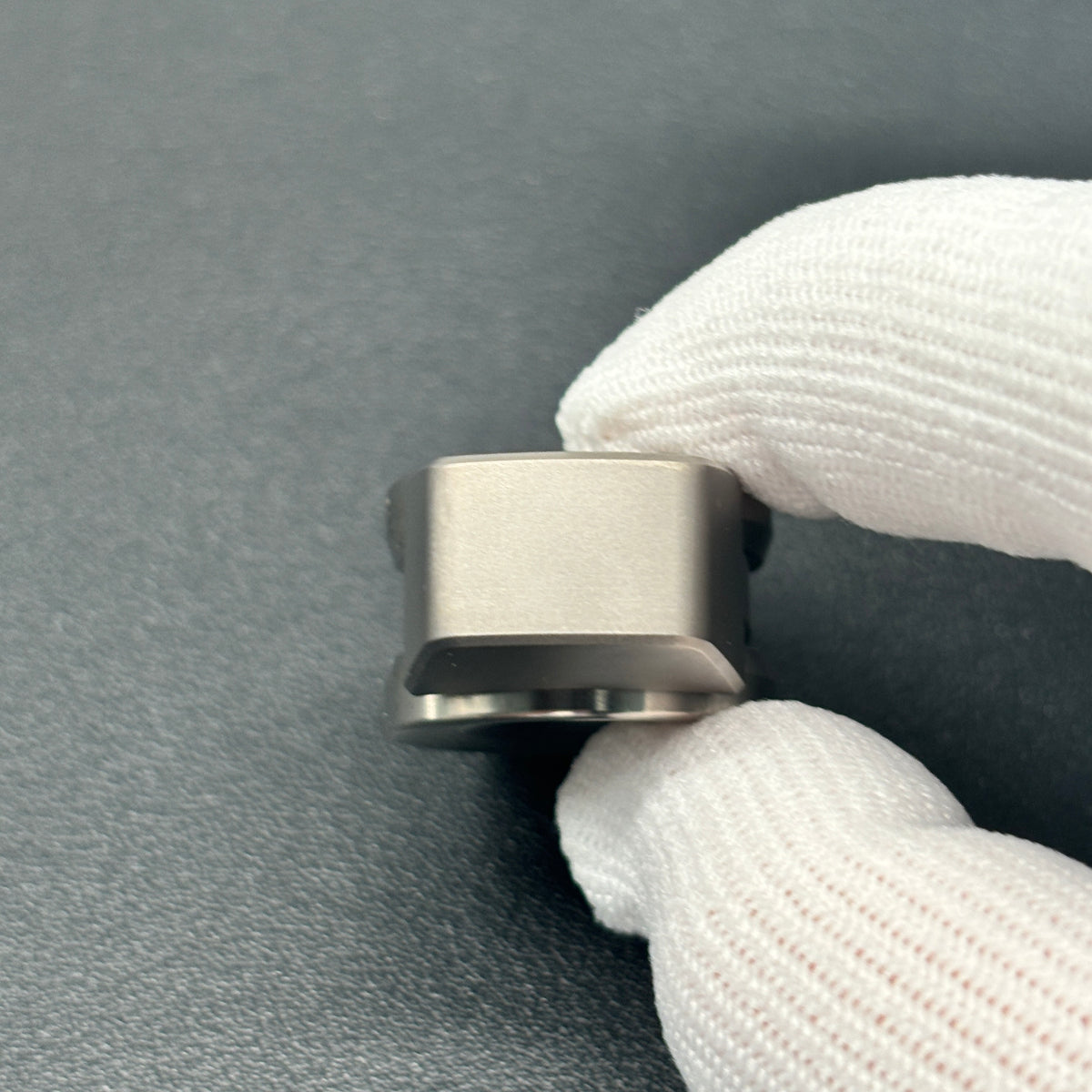 Gentle Breeze Bearing Cap Titanium