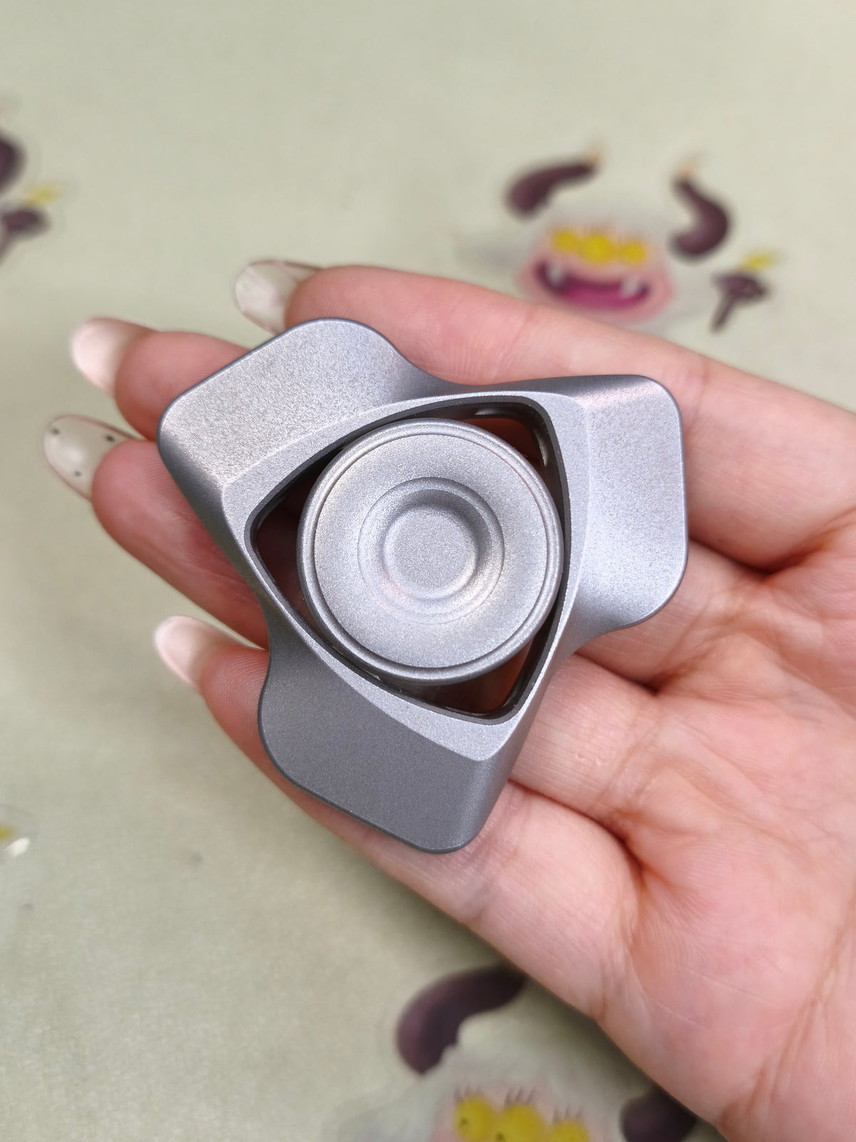 Phantom Dual Leaf Stainless Steel