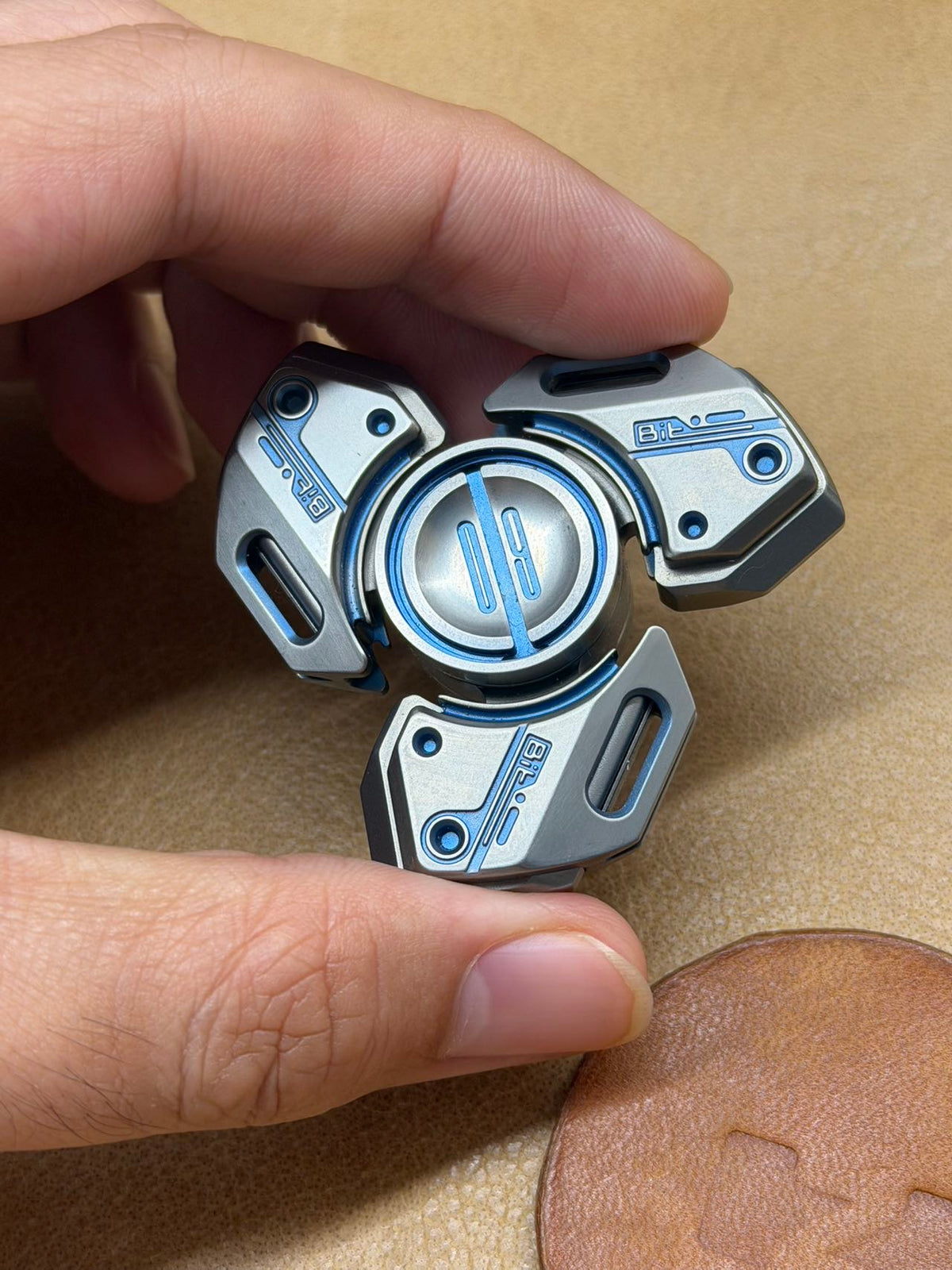 BIT 09 Titanium