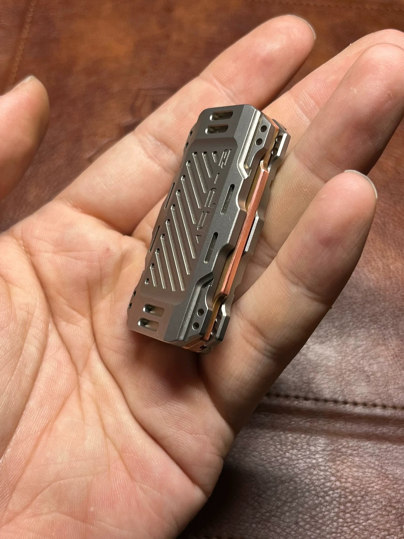 Lifepod Titanium