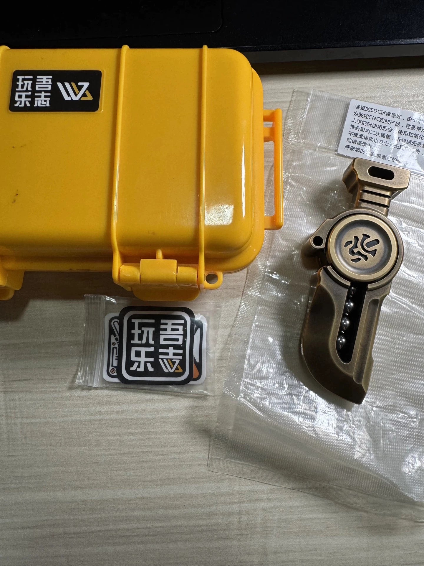 KUNWU Compact Bronze