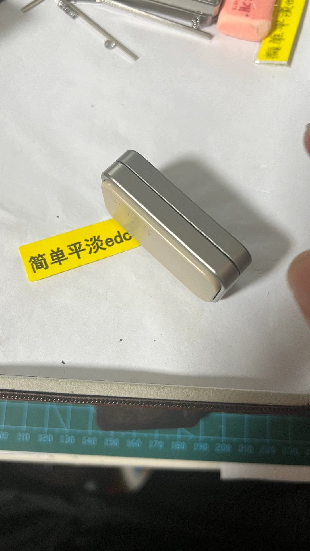 ZHUAN ZHUAN Slider Peek + Stainless Steel