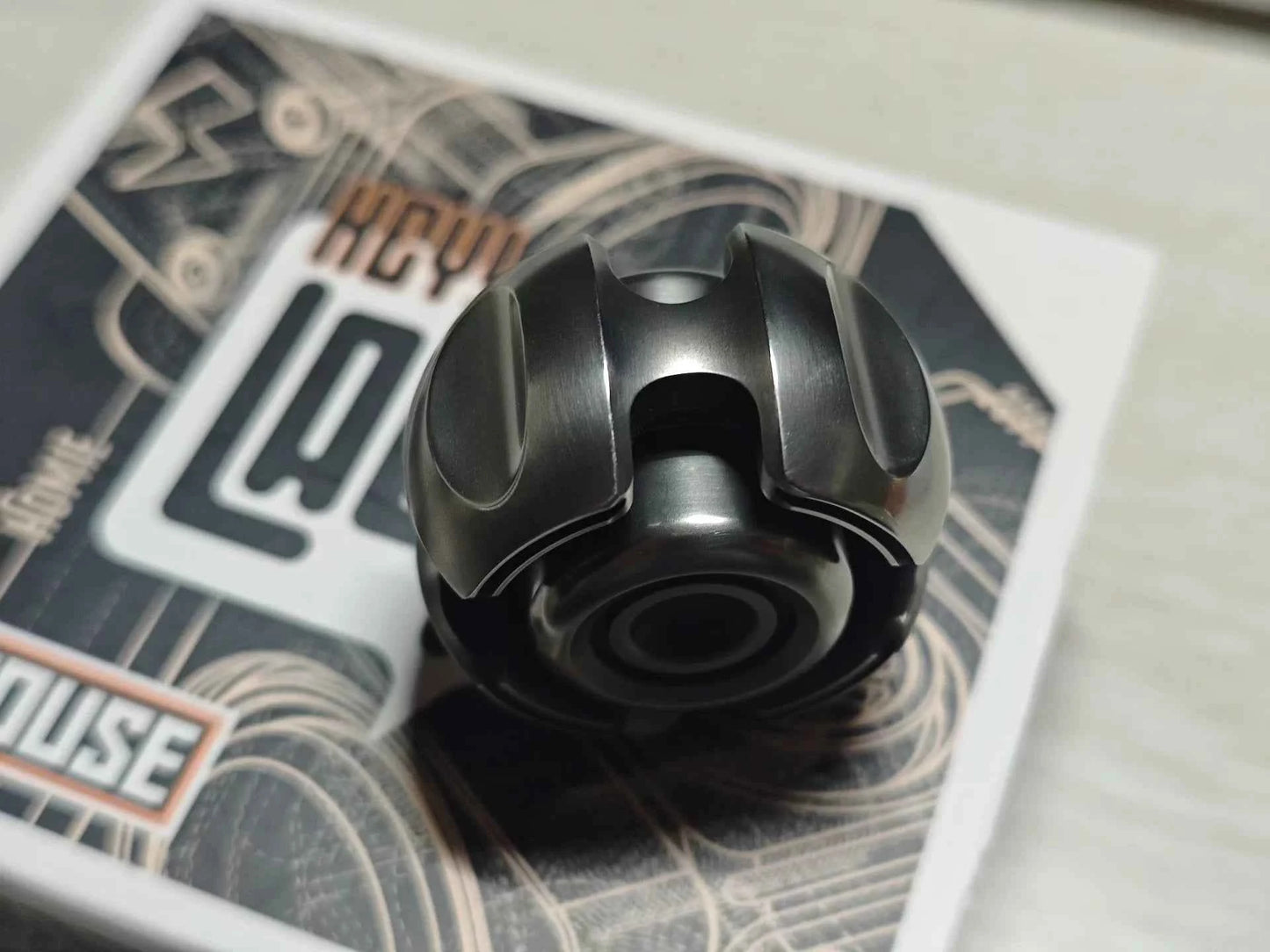 Noiz Stainless Steel