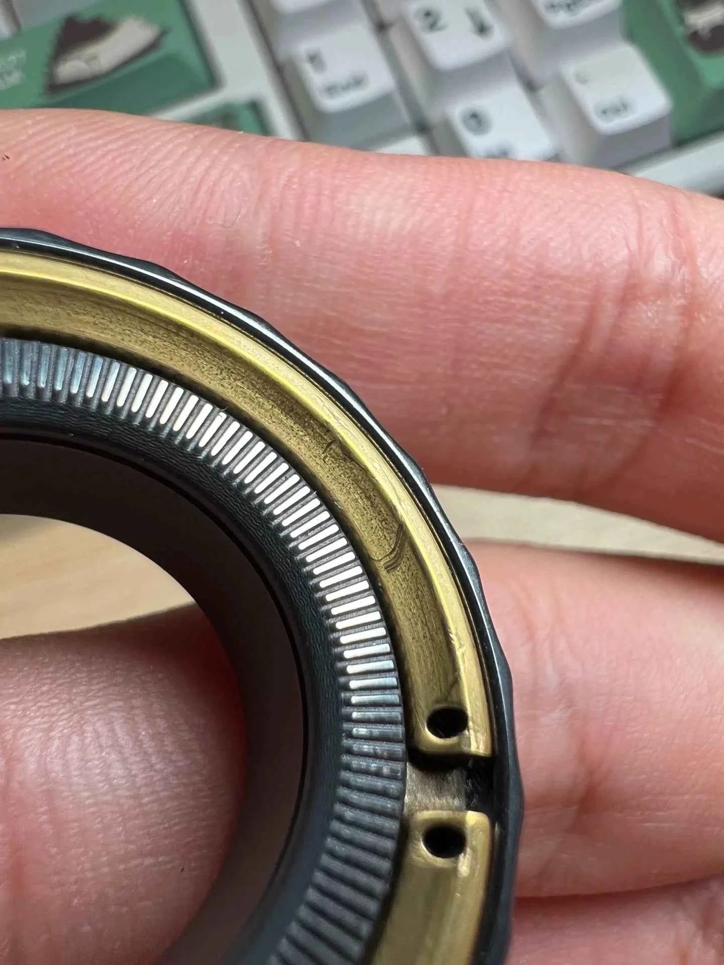 Mechanic-Thorns Zirconium