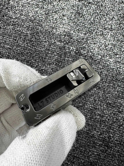 Crunchy Shark Zirconium