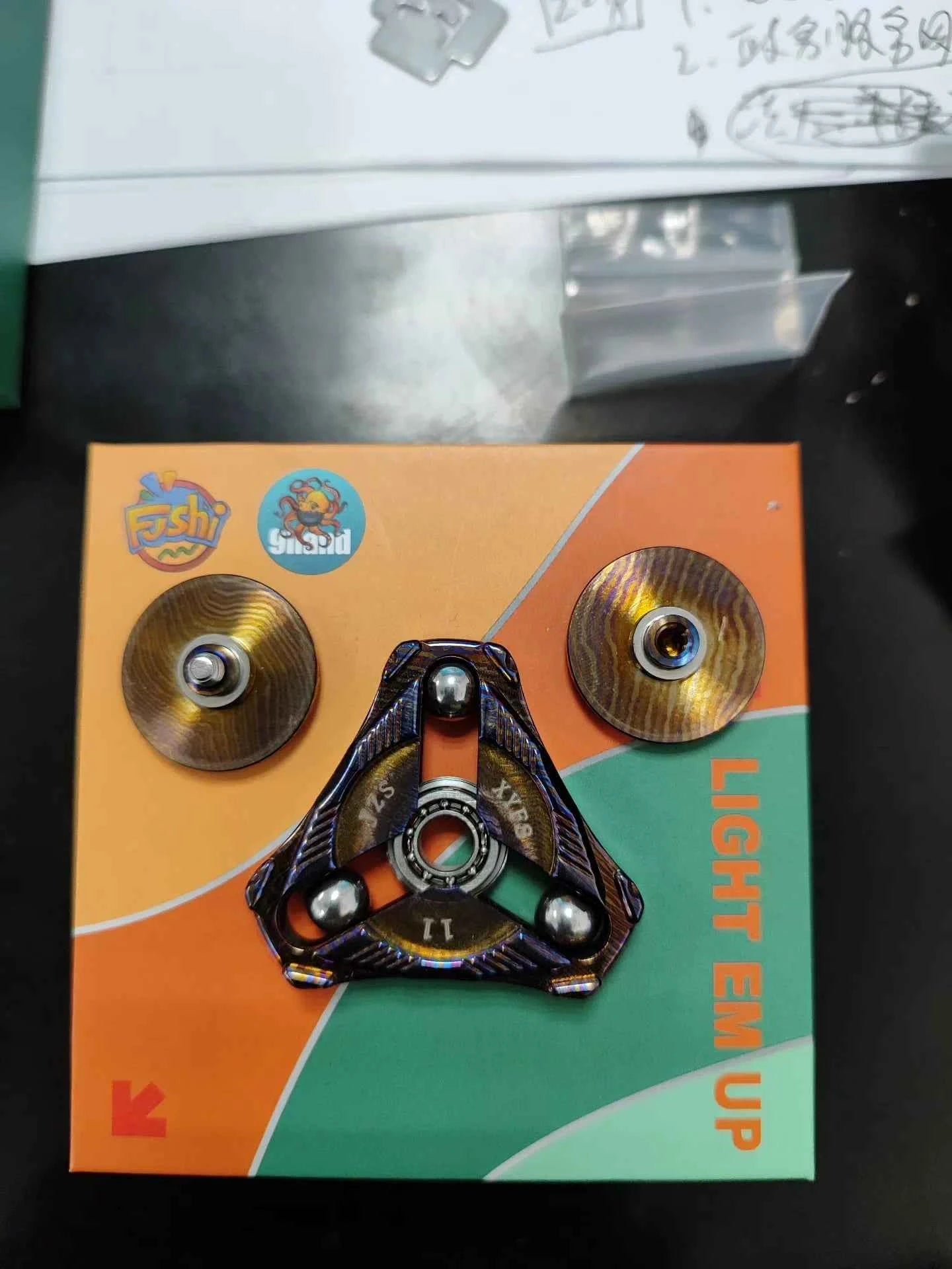 Manta Ray 2.0 Titanium