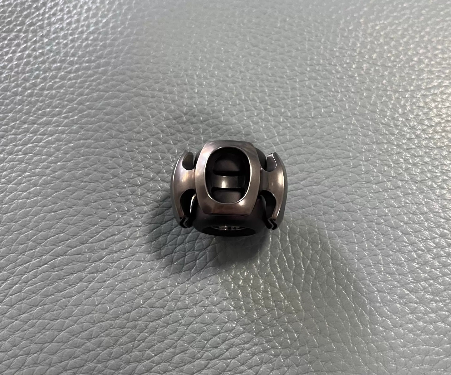 Noiz Stainless Steel