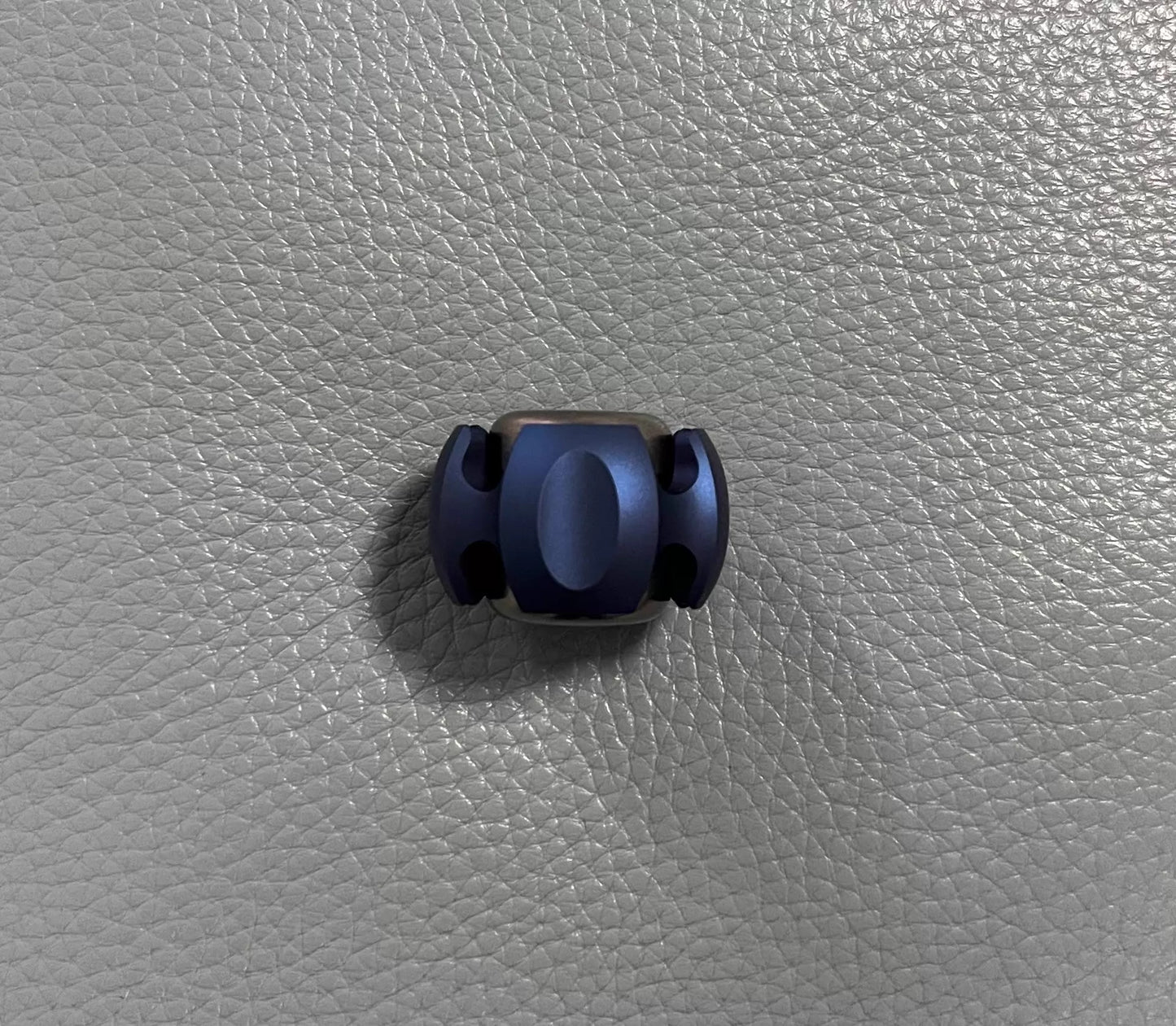 Noiz Titanium